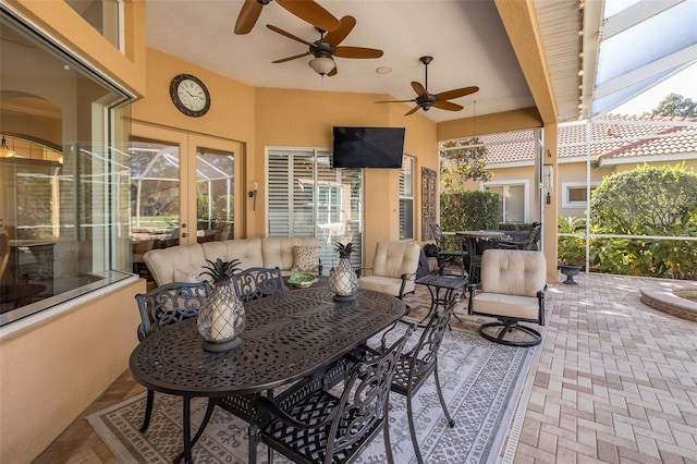 view of patio with ceiling fan