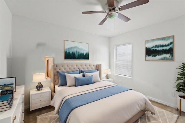 bedroom with ceiling fan