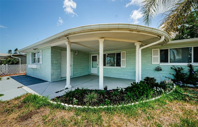 view of front of house