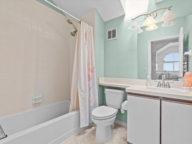 bathroom featuring toilet, vanity, visible vents, shower / bath combo, and an inviting chandelier