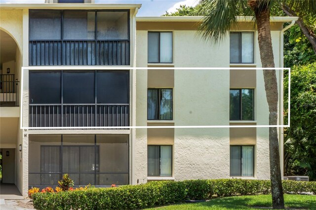 3232 Lake Pine Way E Unit H2, Tarpon Springs, FL 34688 - photo 2