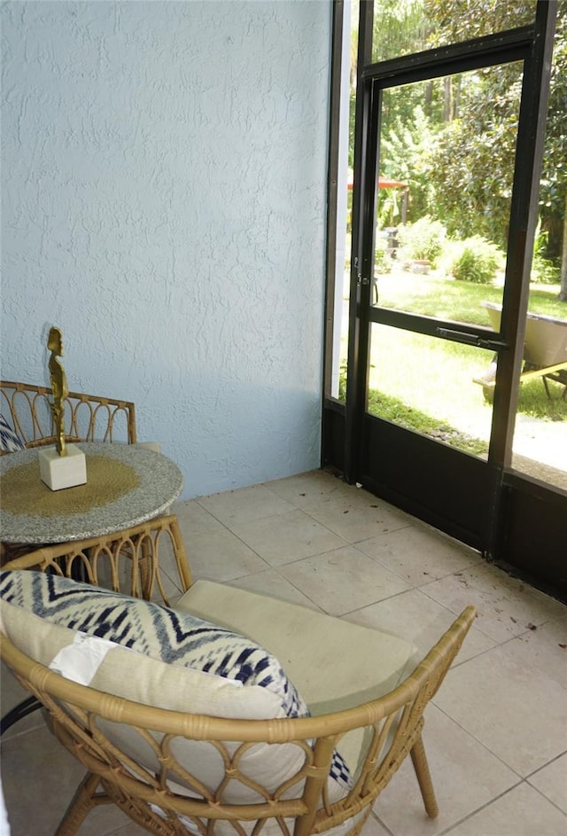 view of sunroom / solarium