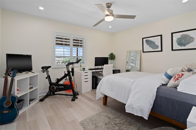 bedroom with recessed lighting, light wood finished floors, and ceiling fan