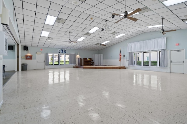 garage featuring a ceiling fan