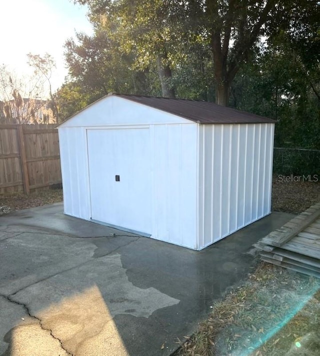 view of outbuilding