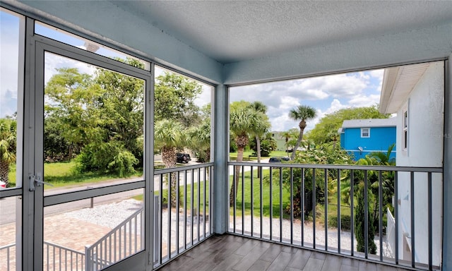 view of sunroom / solarium