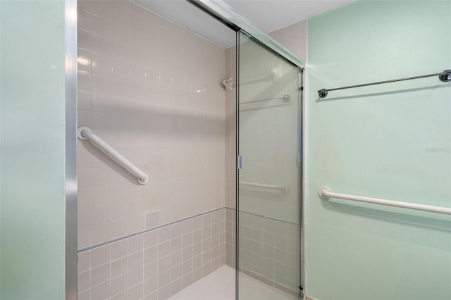 bathroom featuring walk in shower