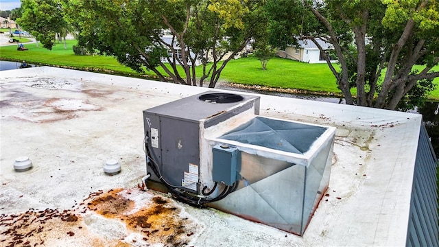 entry to storm shelter with a lawn