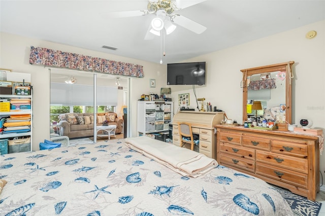 bedroom featuring ceiling fan