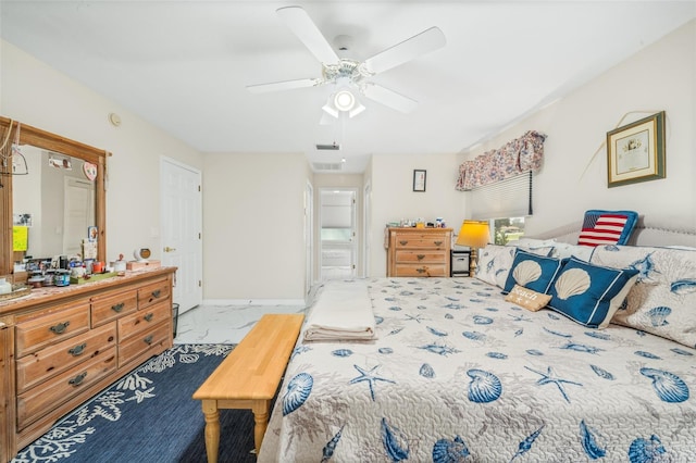 bedroom with ceiling fan