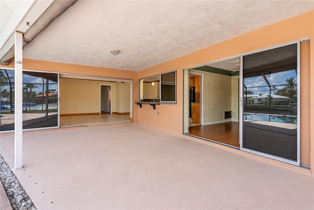 2044 Montana Ave NE, Saint Petersburg, FL 33703 - view of patio