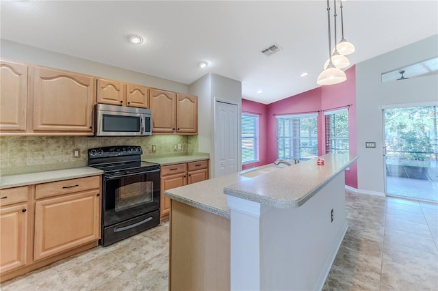 kitchen featuring backsplash, an island with sink, vaulted ceiling, decorative light fixtures, and black electric range