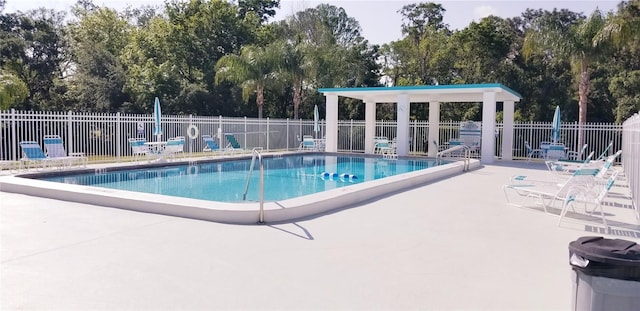 4201 Avanti Cir, New Port Richey, FL 34655 - pool featuring fence and a patio