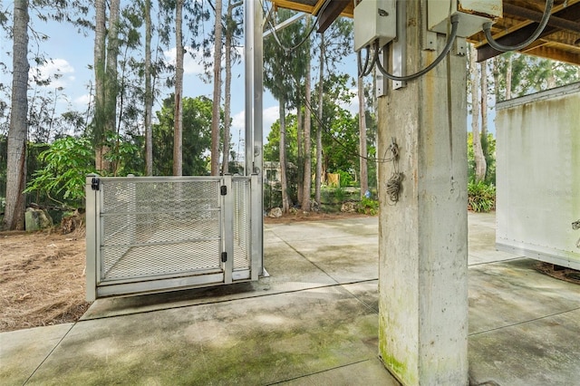 14904 Old Dixie Hwy, Hudson, FL 34667 - view of gate with a patio
