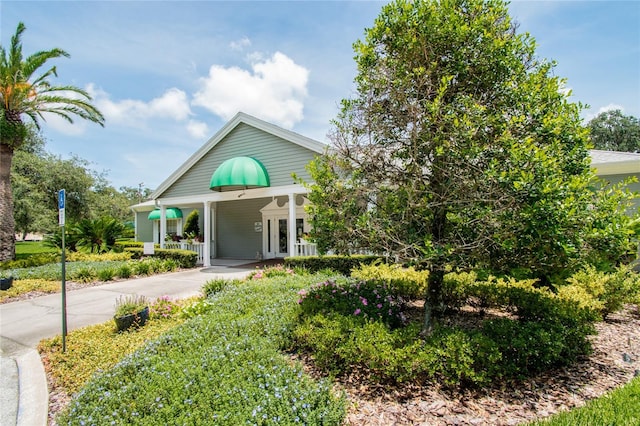 view of front of house with a porch