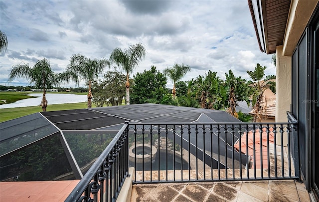9943 Milano Dr, Trinity, FL 34655 - balcony featuring a water view