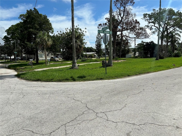 6816 Garden Dr, New Port Richey, FL 34652 - photo 3