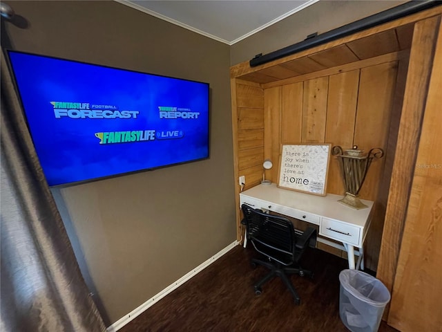 office with crown molding and hardwood / wood-style floors