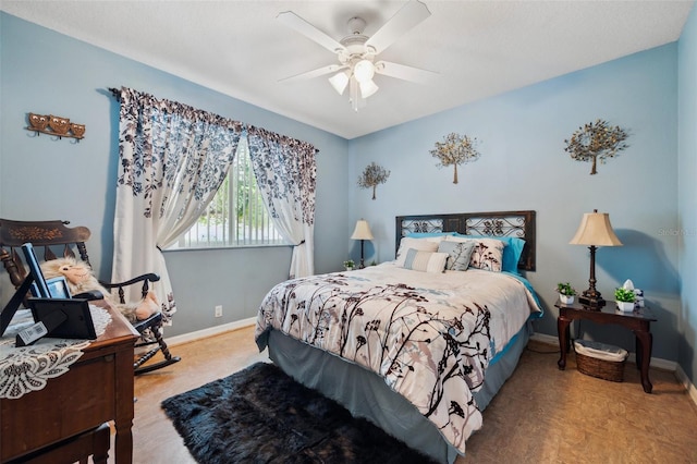 bedroom with ceiling fan