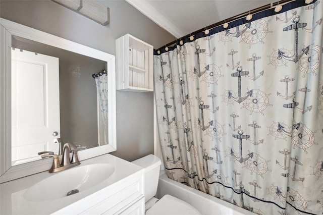 365 S Snapp Ave, Inverness, FL 34453 - bathroom with toilet, vanity, ornamental molding, and shower / bath combo with shower curtain