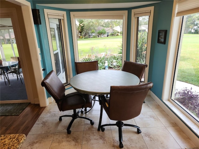 dining area featuring light hardwood / wood-style floors