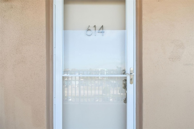 1847 Shore Dr S Unit 614, South Pasadena, FL 33707 - exterior details with stucco siding