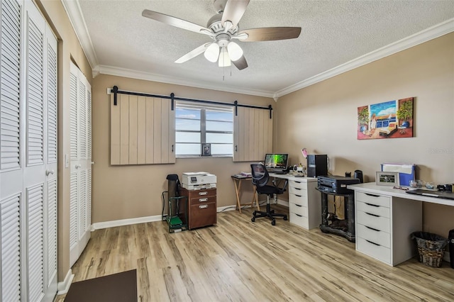 1847 Shore Dr S Unit 614, South Pasadena, FL 33707 - office area with light wood-style flooring, a textured ceiling, a ceiling fan, and ornamental molding