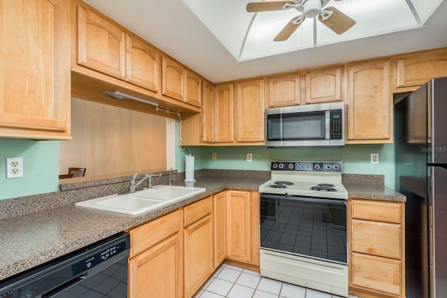 kitchen with ceiling fan, sink, light tile patterned floors, and black appliances