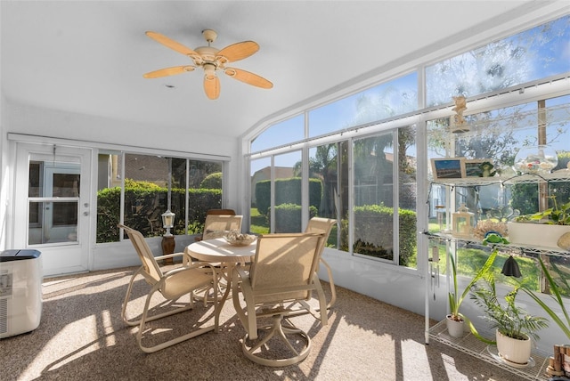 sunroom / solarium with ceiling fan