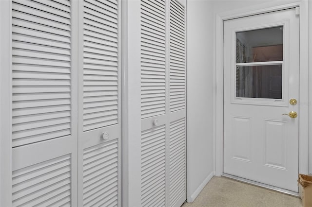 room details featuring carpet flooring