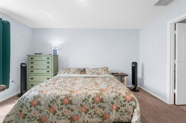 bedroom featuring carpet floors