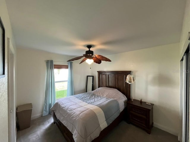 bedroom with ceiling fan