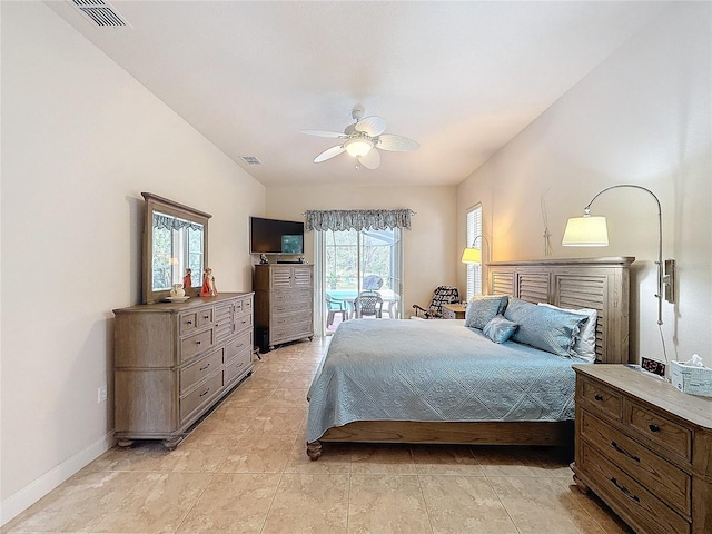 bedroom featuring ceiling fan