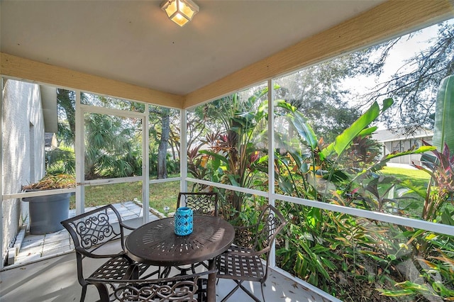 view of sunroom / solarium