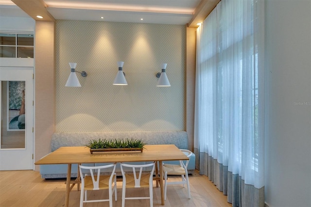 dining room with light hardwood / wood-style flooring