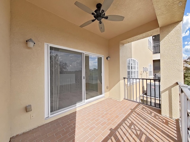 balcony with ceiling fan