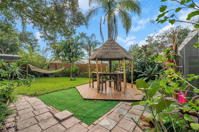 view of yard featuring a lanai