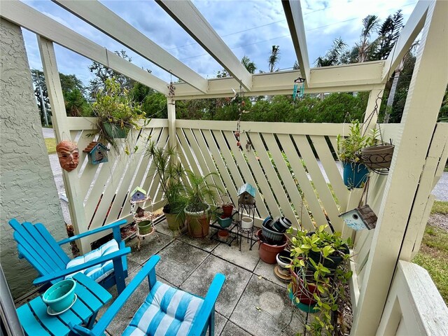427 Windrush Bay Dr Unit 427, Tarpon Springs, FL 34689 - photo 16