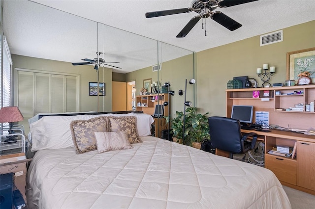 4620 Bay Blvd Unit 1148, Port Richey, FL 34668 - bedroom featuring an office area and a textured ceiling