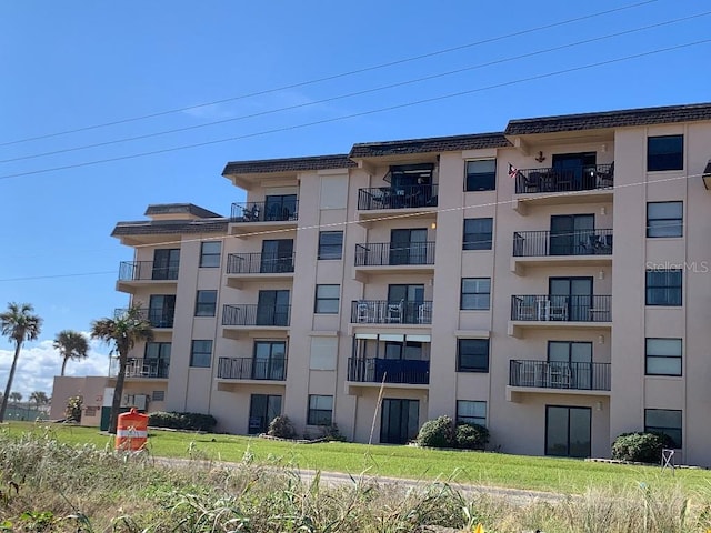 view of building exterior