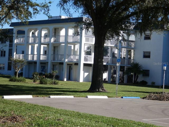 view of building exterior