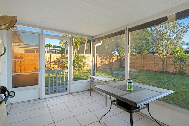 view of sunroom / solarium