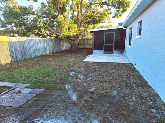 view of yard with a patio area