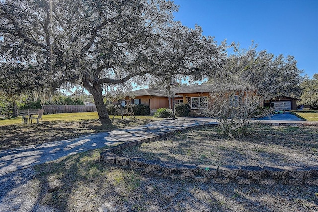 view of front of property featuring a garage