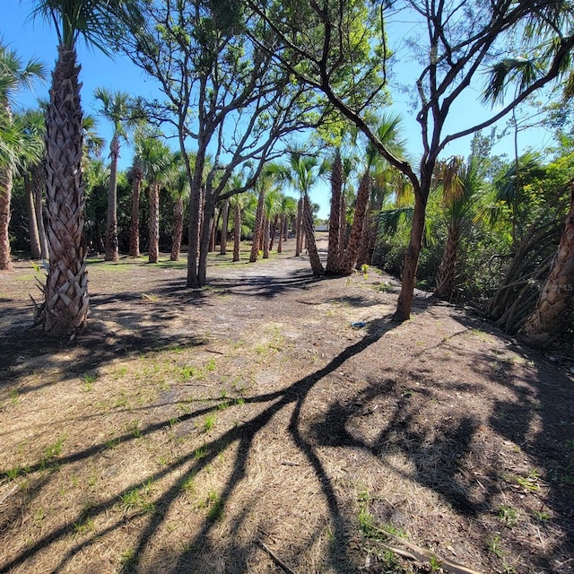 Listing photo 3 for 1803 N Central Ave, Flagler Beach FL 32136