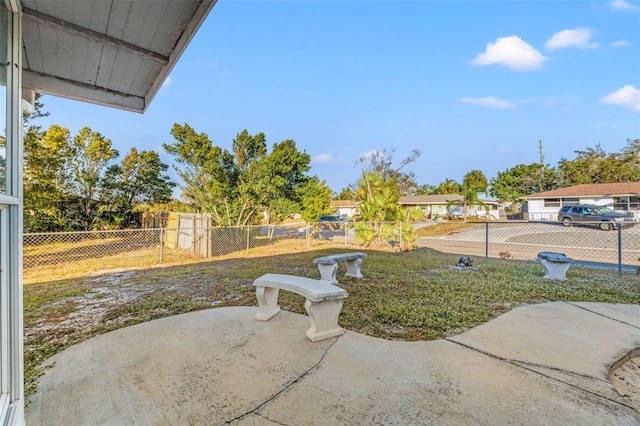 view of yard with a patio area