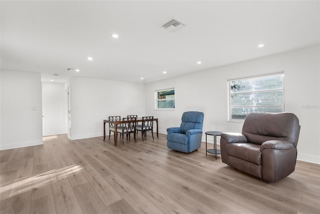 living area with light wood-type flooring