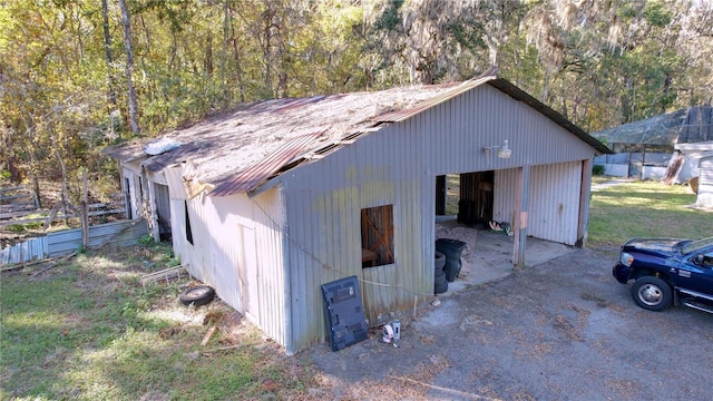 view of outdoor structure