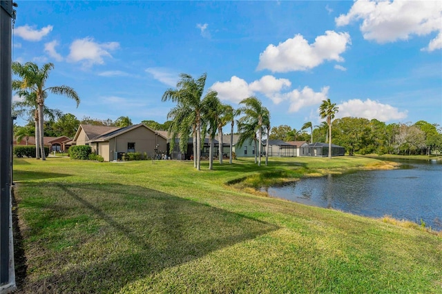 view of yard featuring a water view