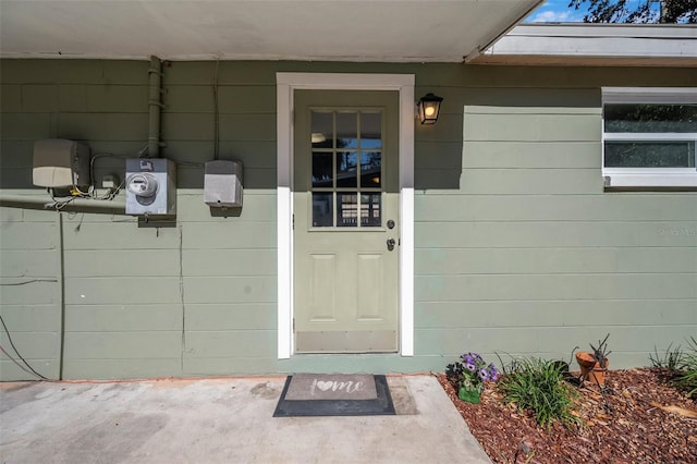 view of property entrance